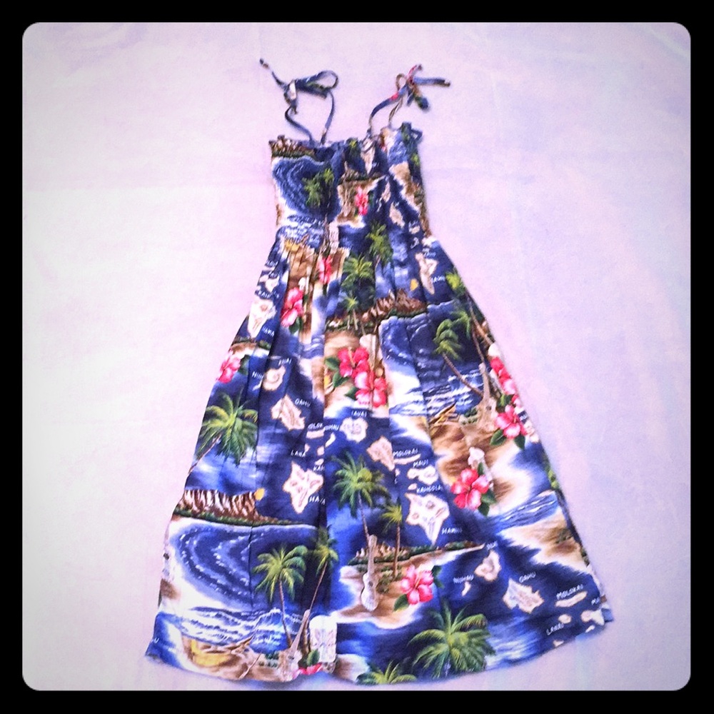 Hawaiian dress
